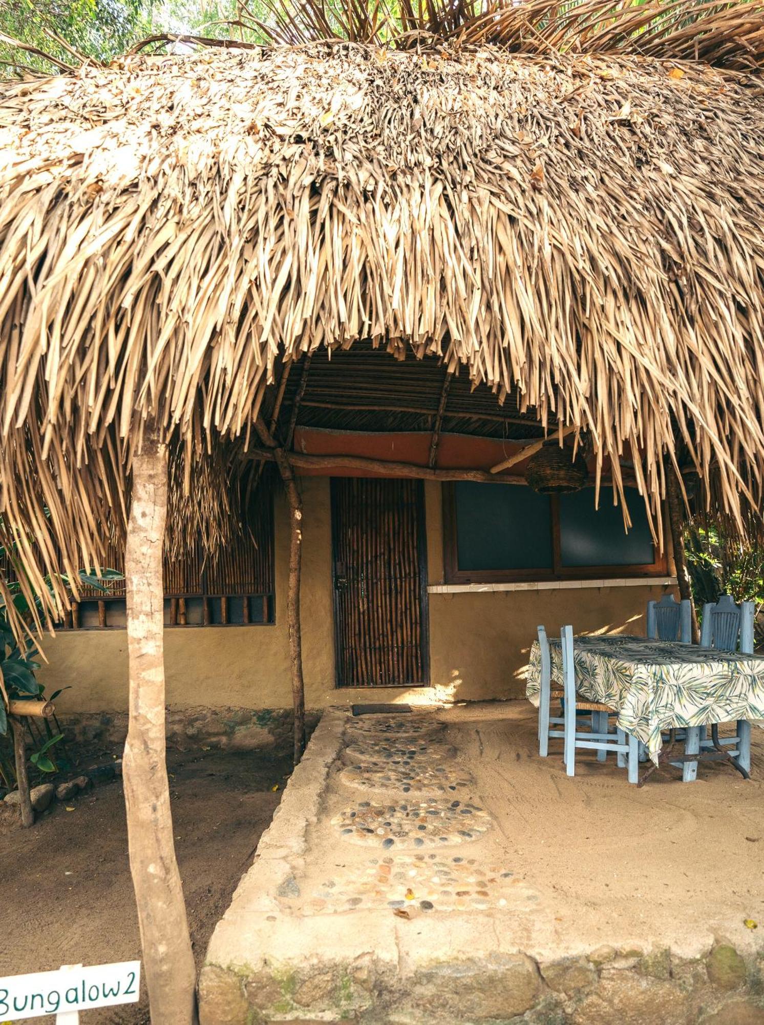 Junto Al Rio Bungalows & Suites サユリタ エクステリア 写真
