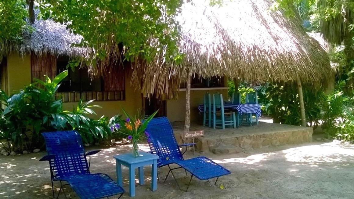 Junto Al Rio Bungalows & Suites サユリタ エクステリア 写真
